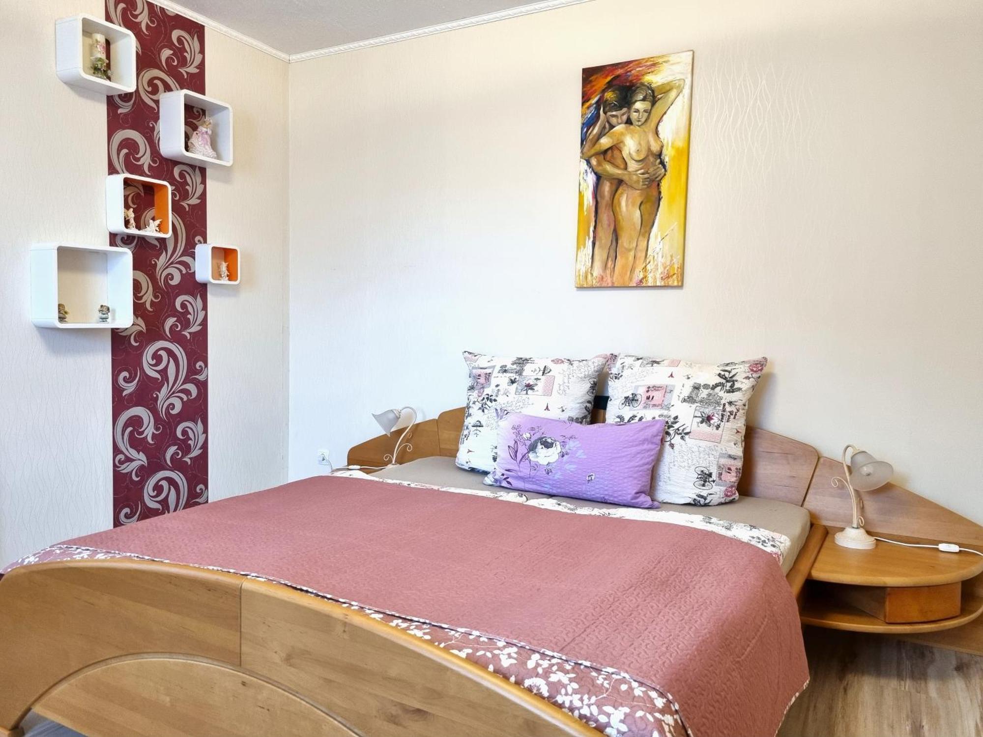Apartment Bayreuth, Grosse Ferienwohnung Im Haus Mit Kunst, 3 Schlafzimmer, Kueche, Parkplatz Dış mekan fotoğraf
