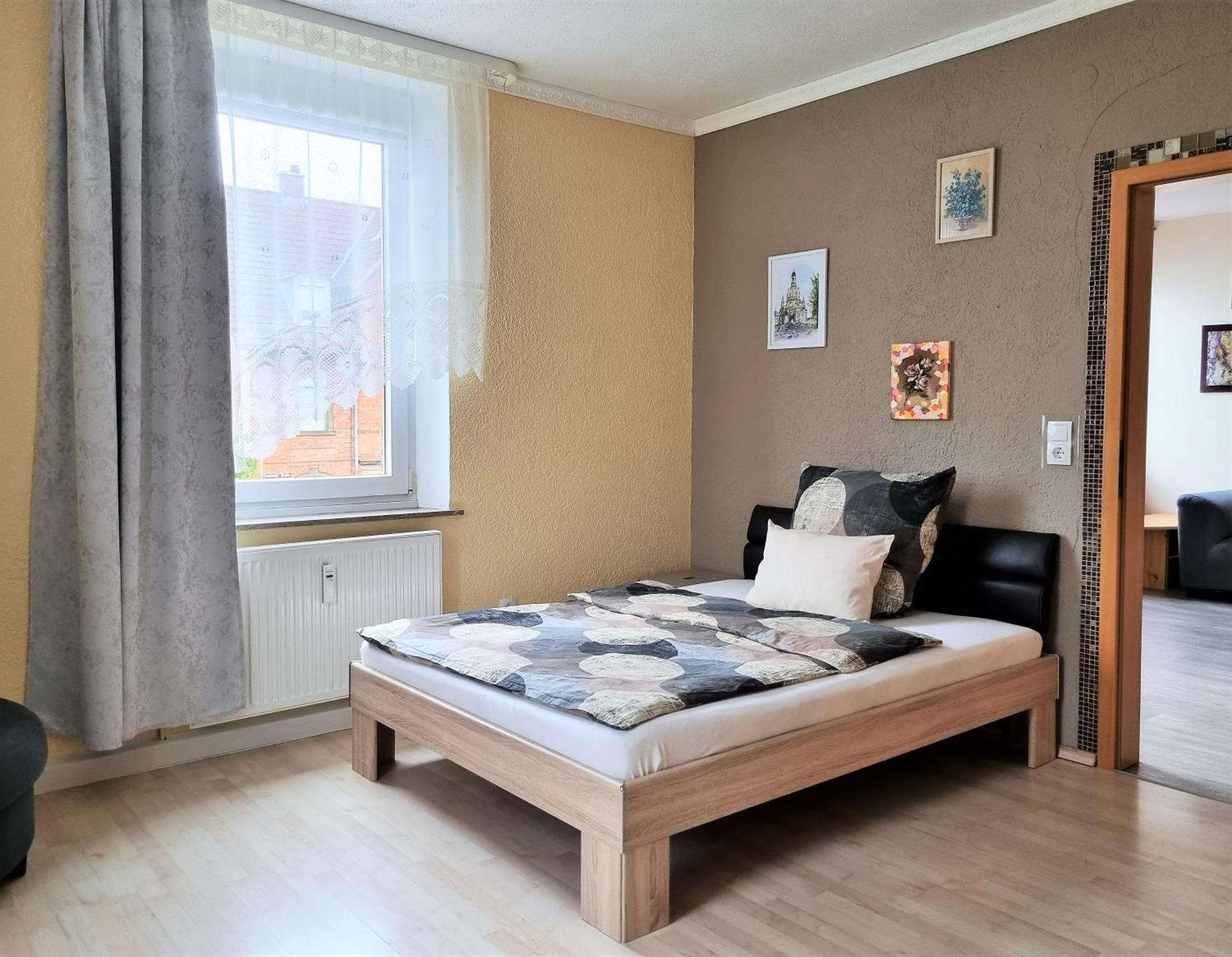 Apartment Bayreuth, Grosse Ferienwohnung Im Haus Mit Kunst, 3 Schlafzimmer, Kueche, Parkplatz Dış mekan fotoğraf